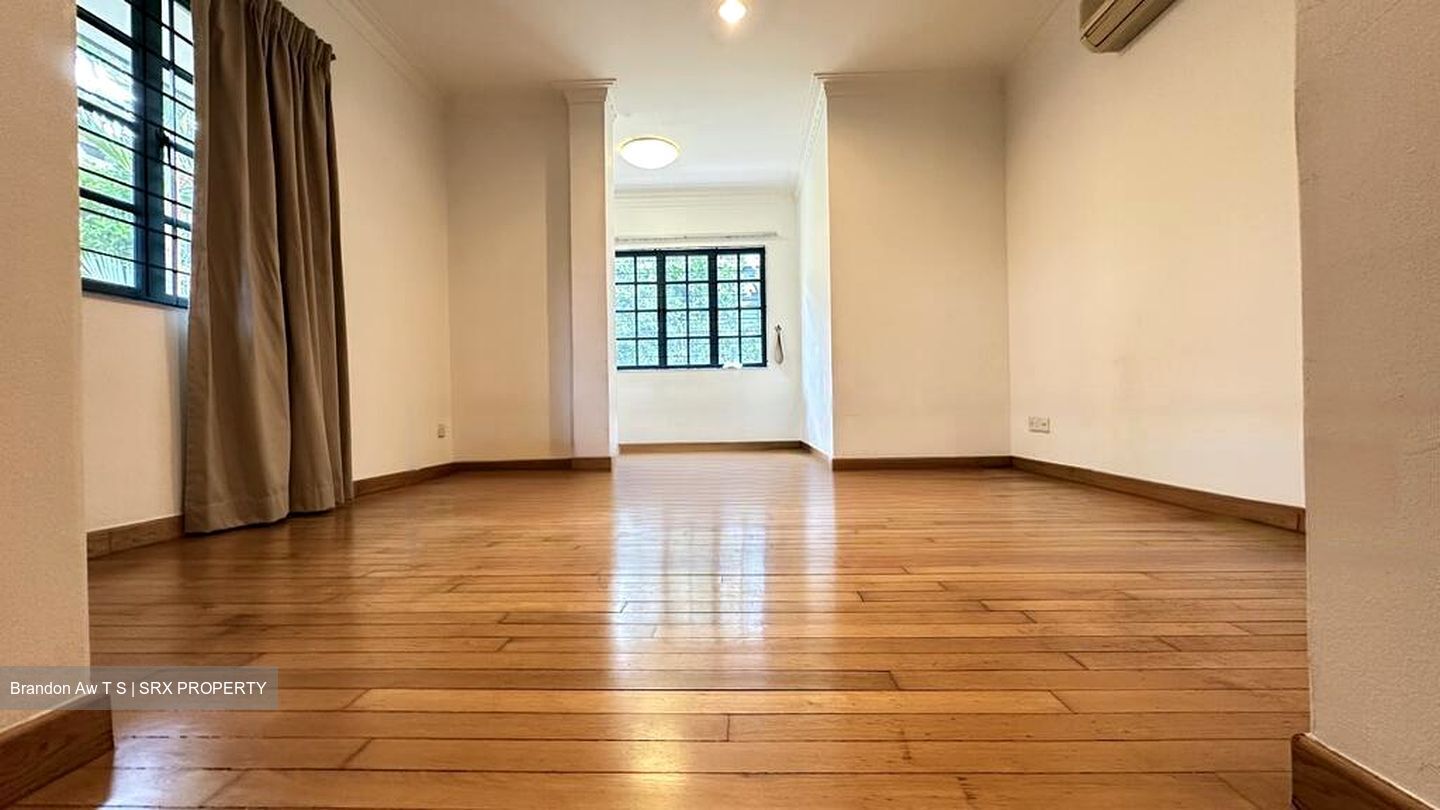 Namly Place (D10), Semi-Detached #465694081